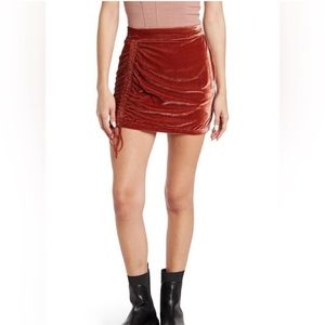 Free People x REVOLVE velvet mini skirt - Size 4